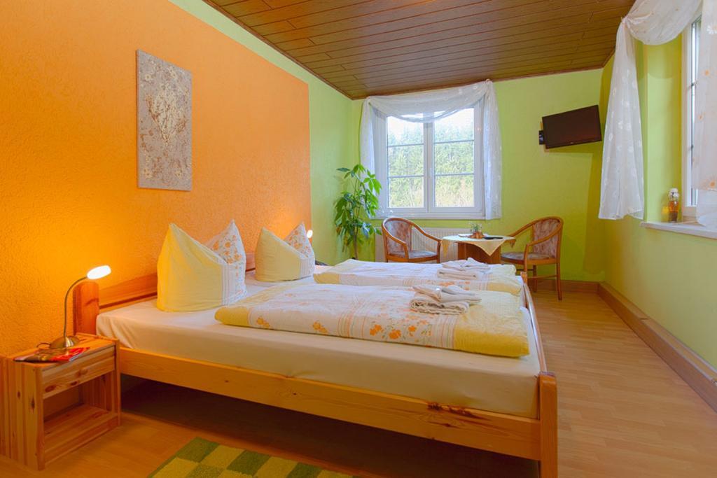 Kraeuterbaude Hotel Saupsdorf Quarto foto